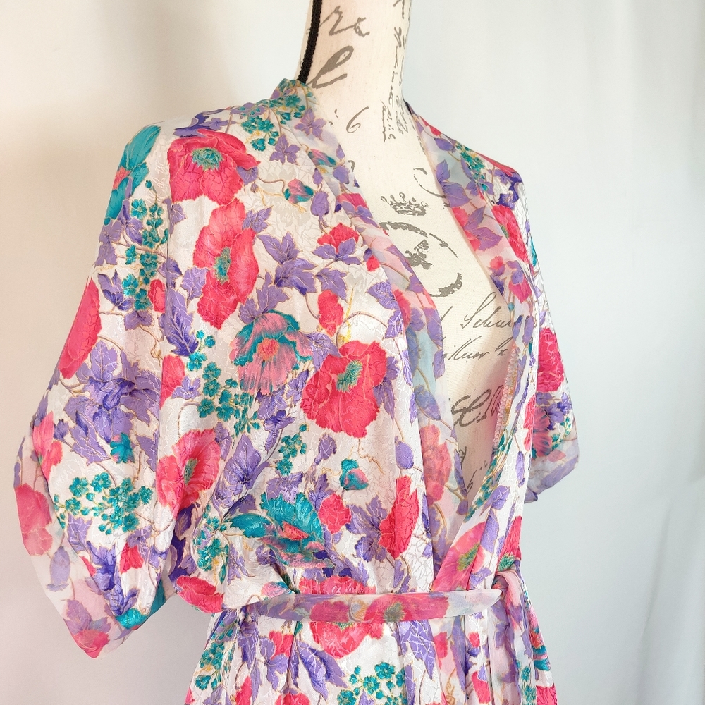 Vintage Circa 2000 wrap robe silky M